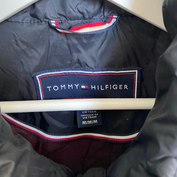 Tommy Hilfiger Packable Puff Vest - Picture 3 of 6